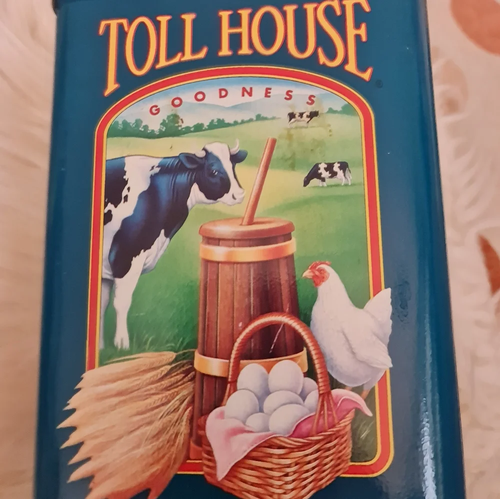 Nestle Toll House Limited Edition Cookie Tin